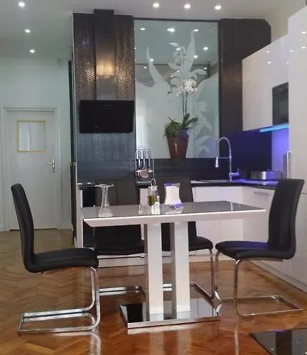 Apartament B&p Center *